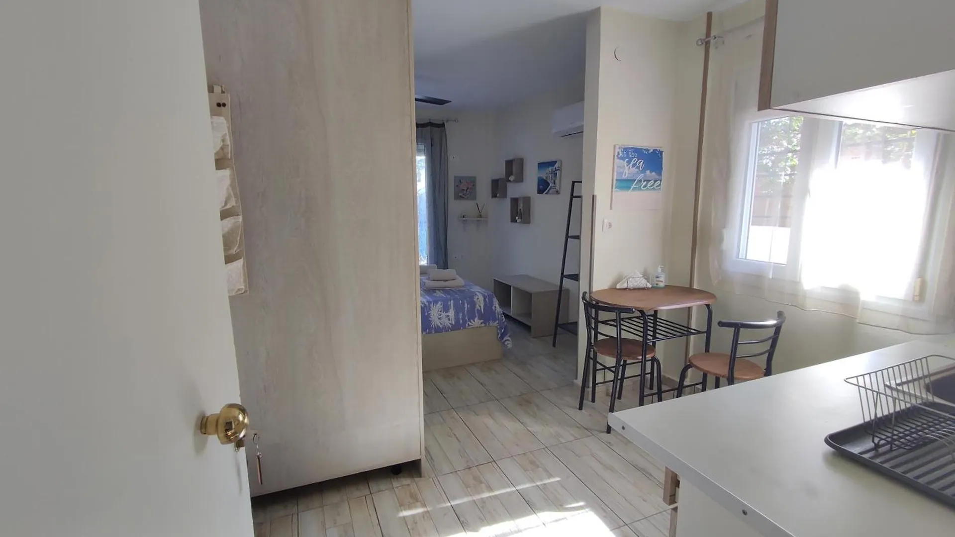 Апартаменты Sophia'S Home Near The Sea - Olivia Studios Айя-Триас